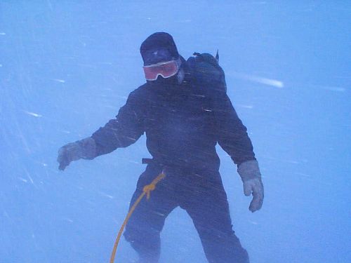 The picture ilustrates what is is to be like to be outside in a blizzard