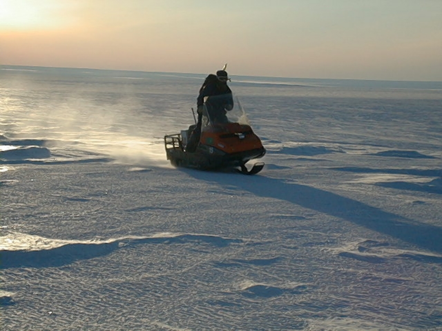 An Bombardier Alpine II skidoo approaching at speed